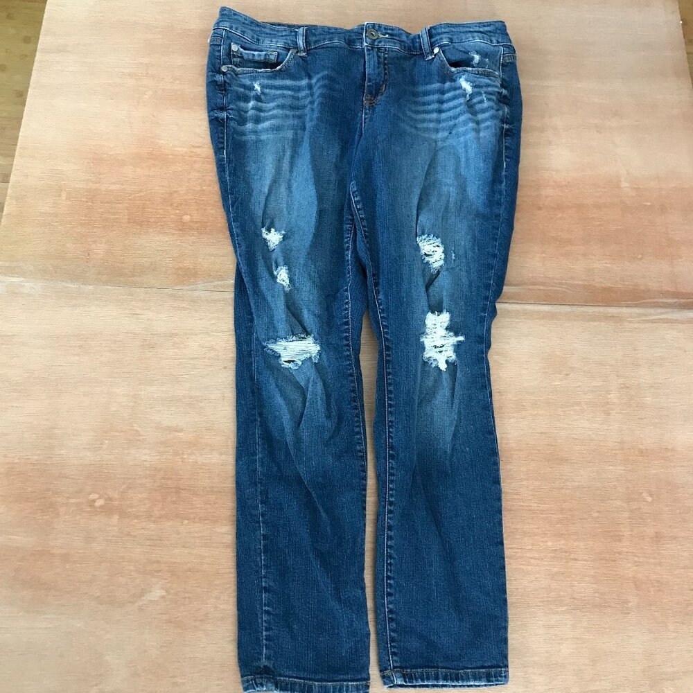 Torrid Jeans Women Size 16R Blue Denim Distressed Mid Rise Stretch Straight
